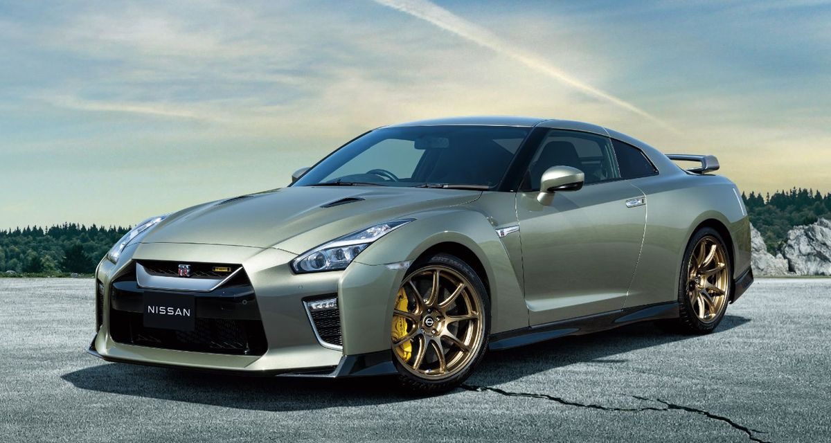 Nissan GTR Mobil Super Dengan DNA Balap Dan Jiwa Jalanan