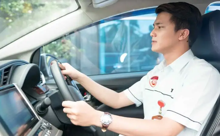 Trik Defensive Driving: Biar Gak Kejebak Macet!