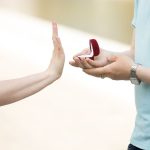 Wajar Kok! Ini Alasan Psikologis Kenapa Kamu Takut Menikah