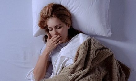 Asam Lambung Naik Di Malam Hari? Berikut Tips Mencegahnya