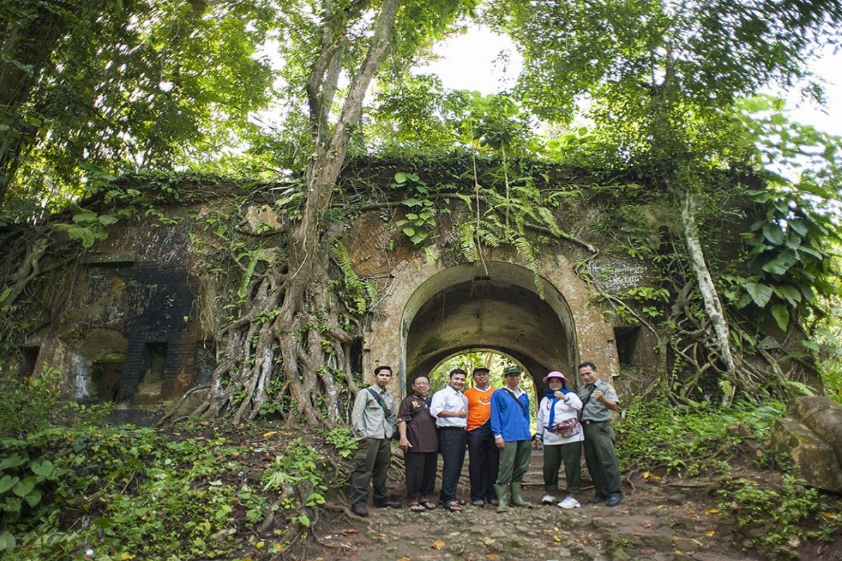 Benteng Karang