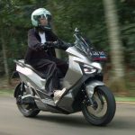 Review Cavalry, Motor Listrik Lokal Bertenaga Skutik 150 CC