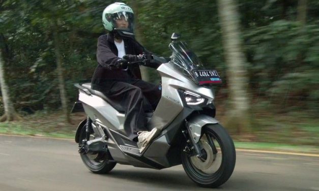 Review Cavalry, Motor Listrik Lokal Bertenaga Skutik 150 CC
